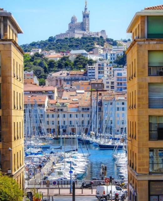 Du Cote Du Vieux Port & Mucem - Central Marseille Luaran gambar